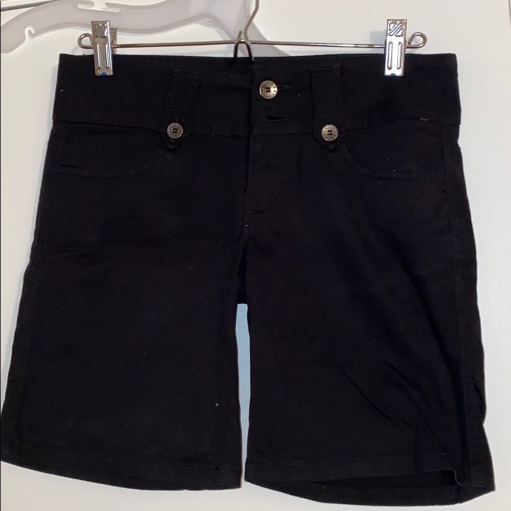 Guess long shorts
